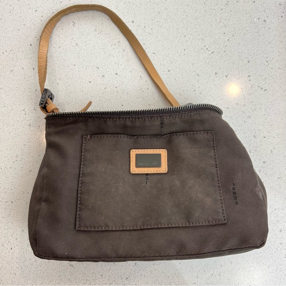 Authentic Fendi Zucca Pochette - Picture 11 of 16